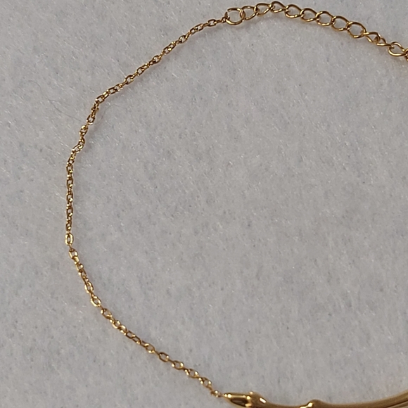 Titanium Steel Golden Heart Link Bracelet - Picture 4 of 6